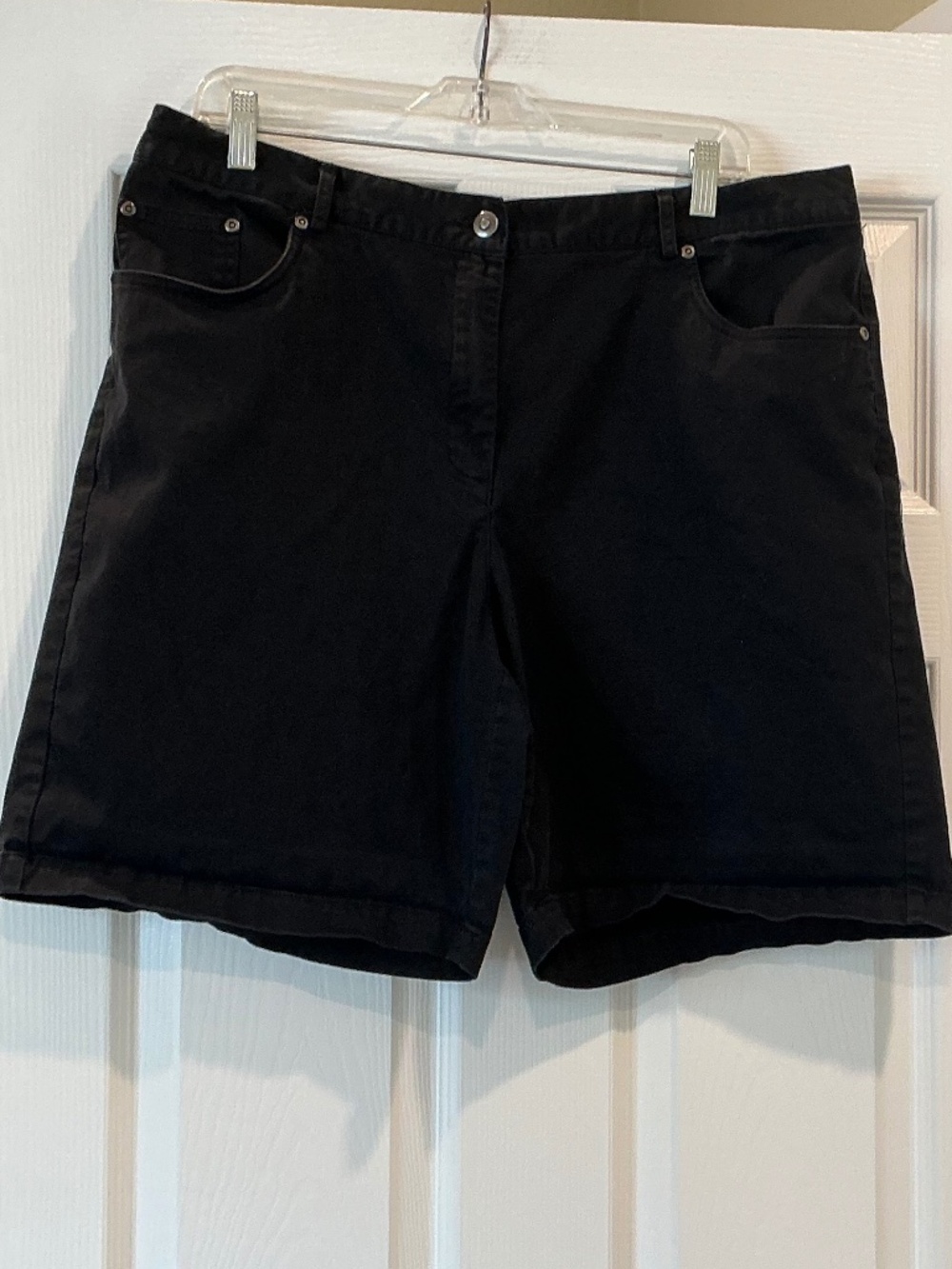 Ruby Road Favorites Woman Black Shorts 16W